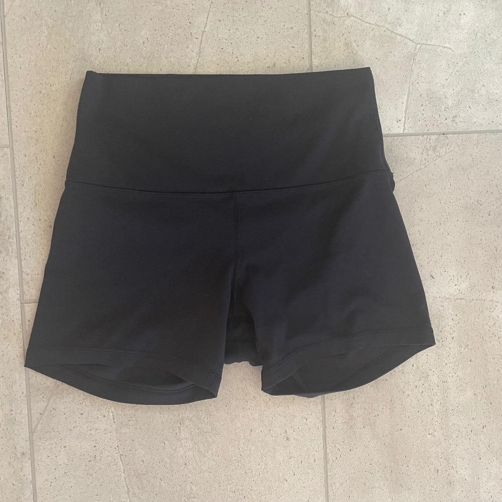 Lululemon Align High Rise Short 4”